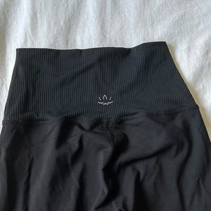 Beyond Yoga Black Leggings